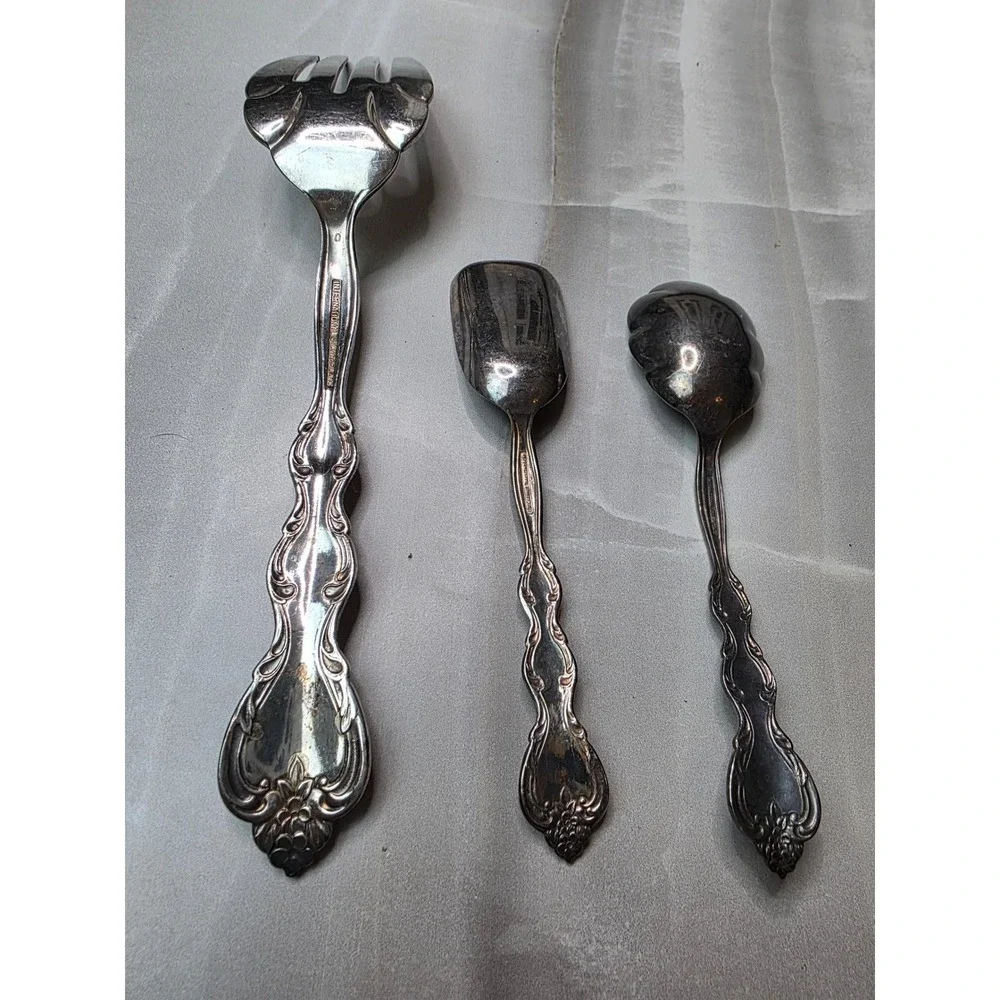 International Silverplate 3pc Serving Set Meat Fork Sugar Shell‎ Butter Knife A6
